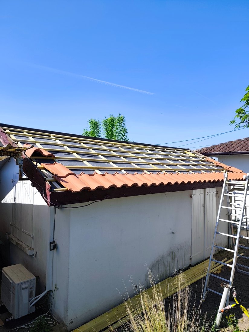 Toiture rénovée dépendance
