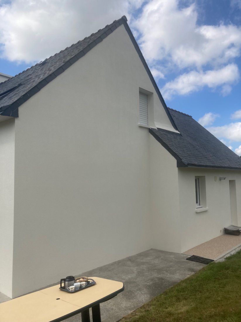<html>
  <body>
    <h2>Ravalement Façade Brest</h2>
  </body>
</html>