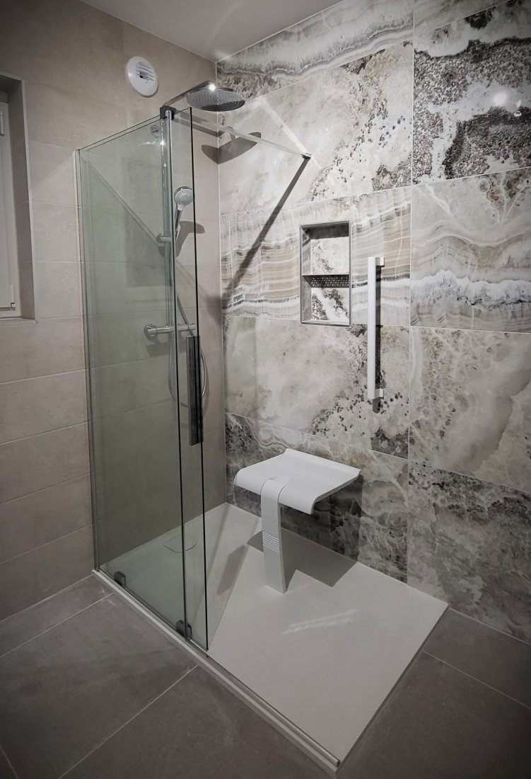 Salle d'eau rénovée à 31520 Ramonville Saint Agne