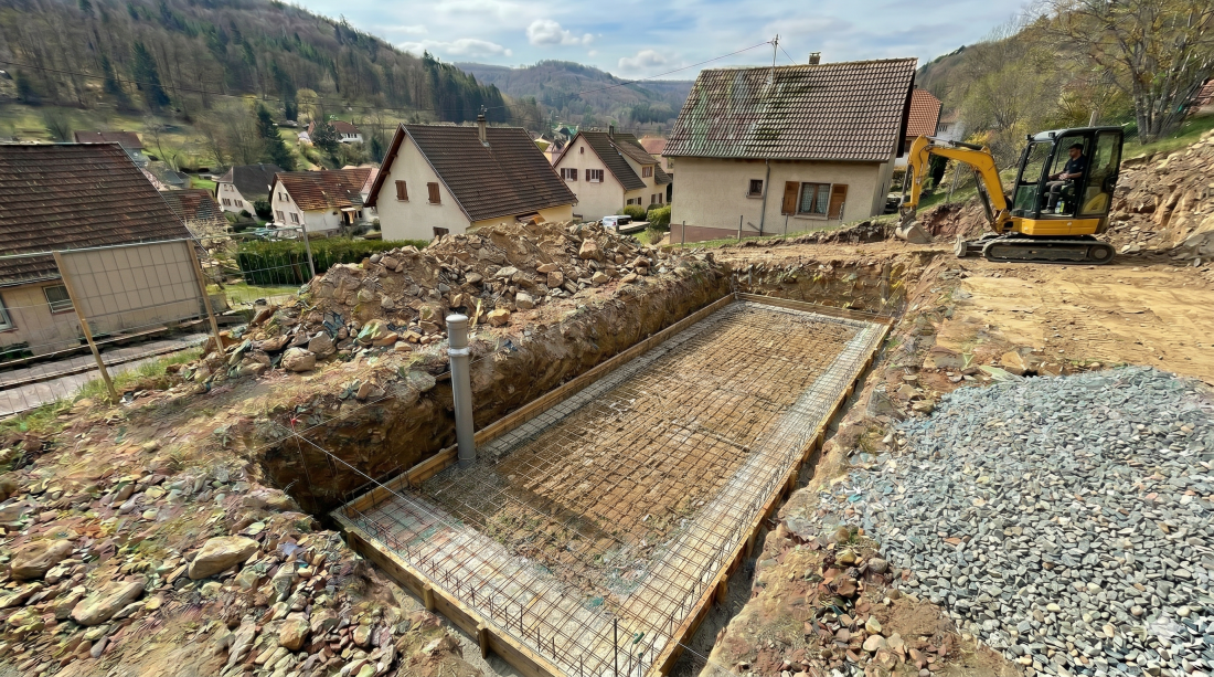 Terrassement piscine accès restreint