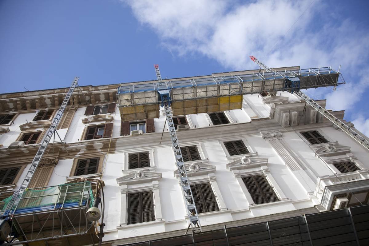 Bâtiments publics : existe-t-il des obligations en matière de ravalement de façade ?